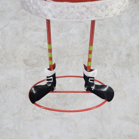 LIGHTED SANTA DECORATION -- Flashing LED Santa, Lightweight Metal, Christmas - Picture 4 of 7